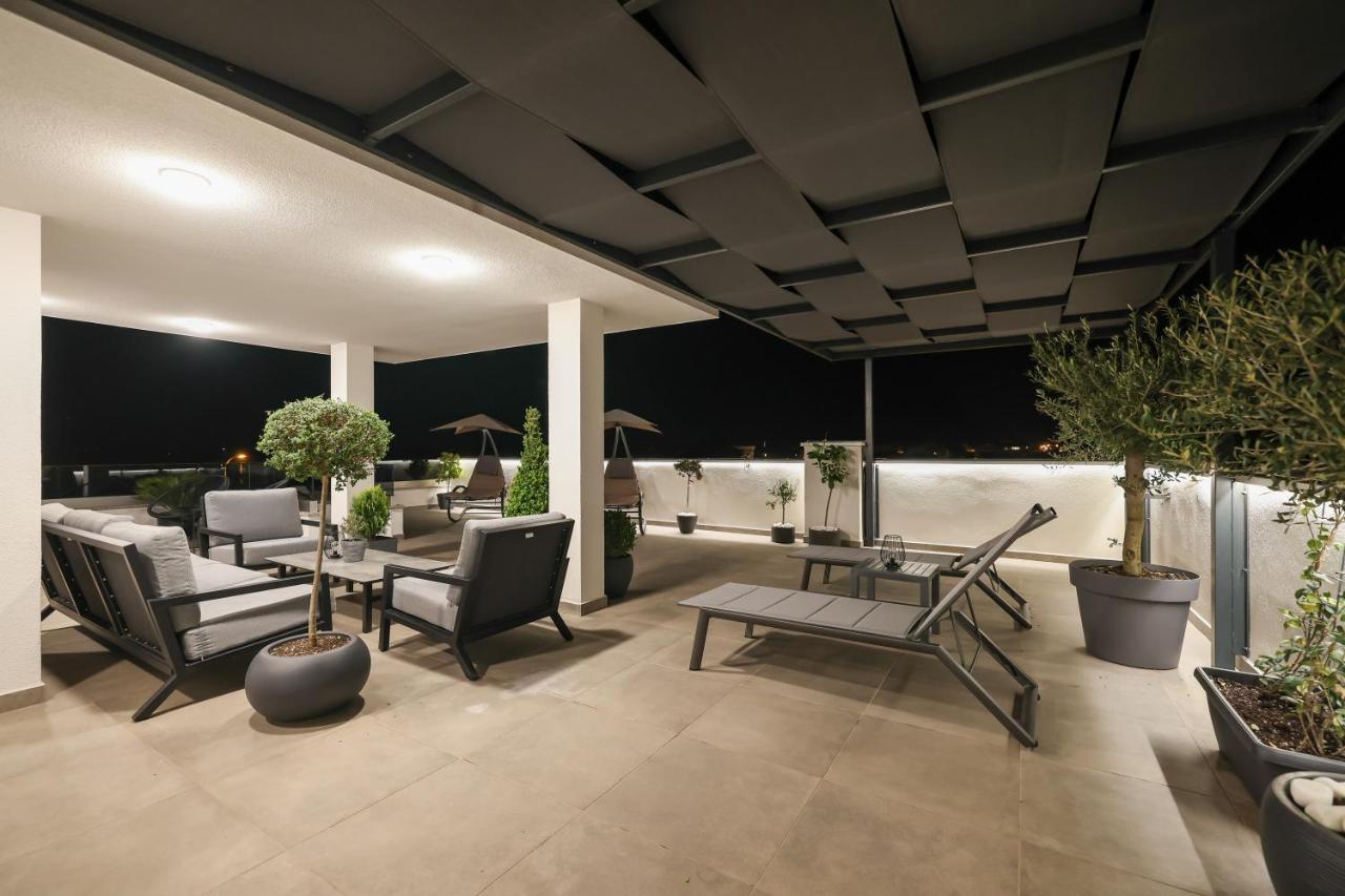 Leonardo Luxury 2 Penthouse With Jacuzzi Zadar