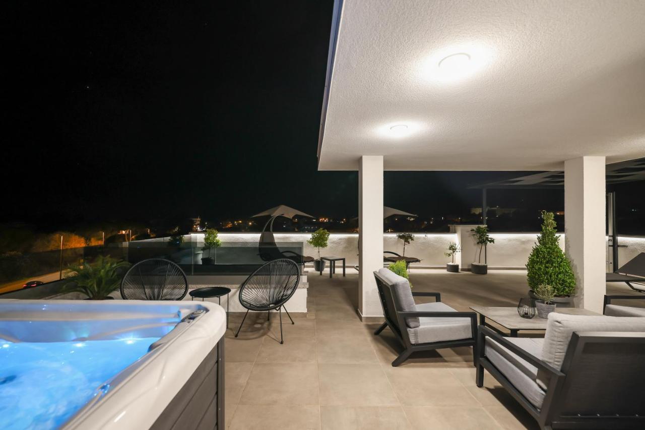 Apartament Leonardo Luxury 2 Penthouse With Jacuzzi *